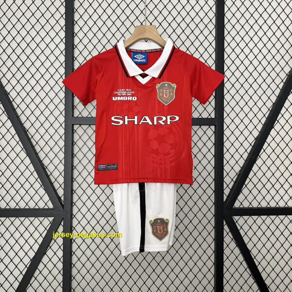 Manchester United Home Retro Kid Kits Youth Apparels Manchester United Home Retro Kid Kits Youth Apparels
