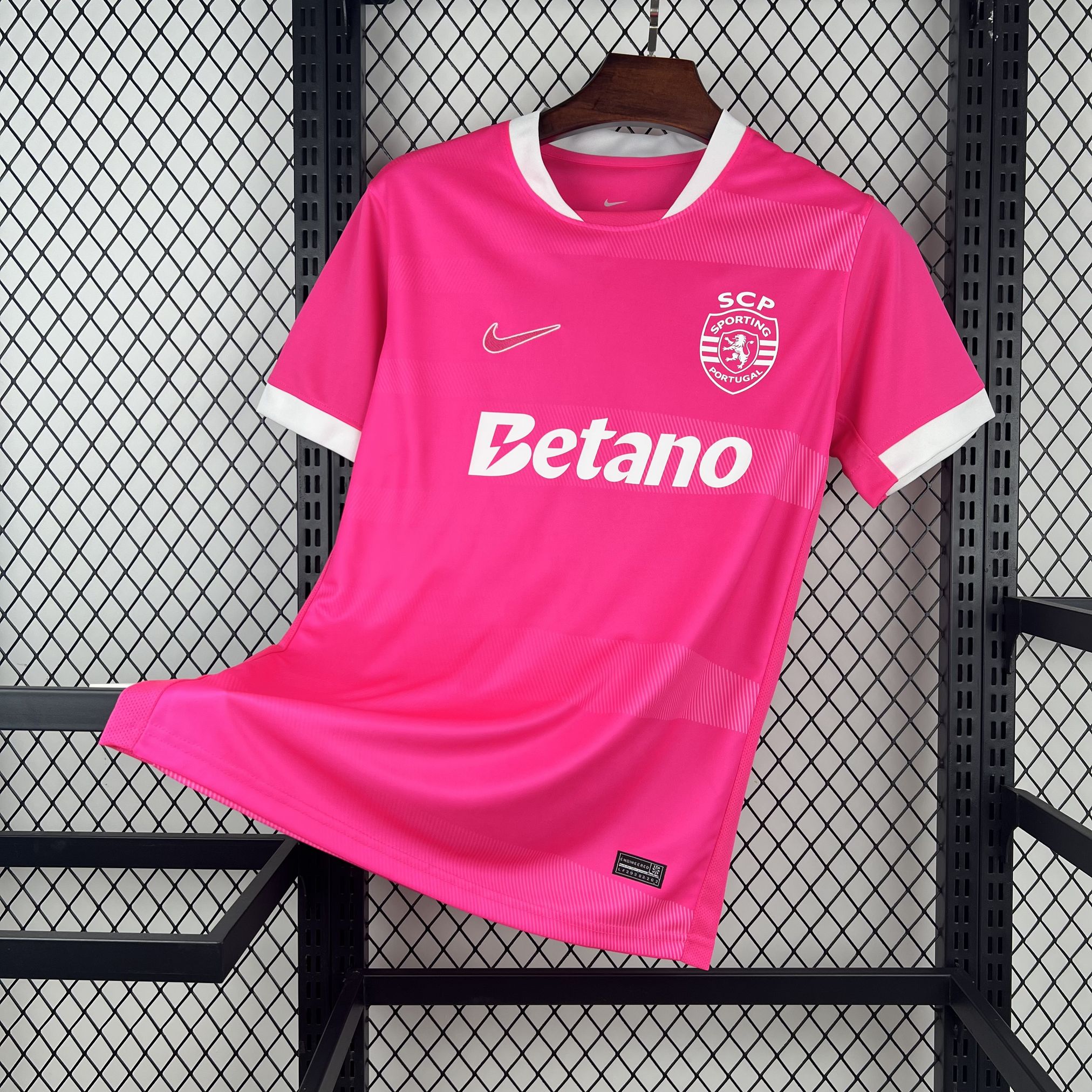 Sporting CP 2026-27 Pink October Jersey Sporting CP 2026-27 Pink October Jersey