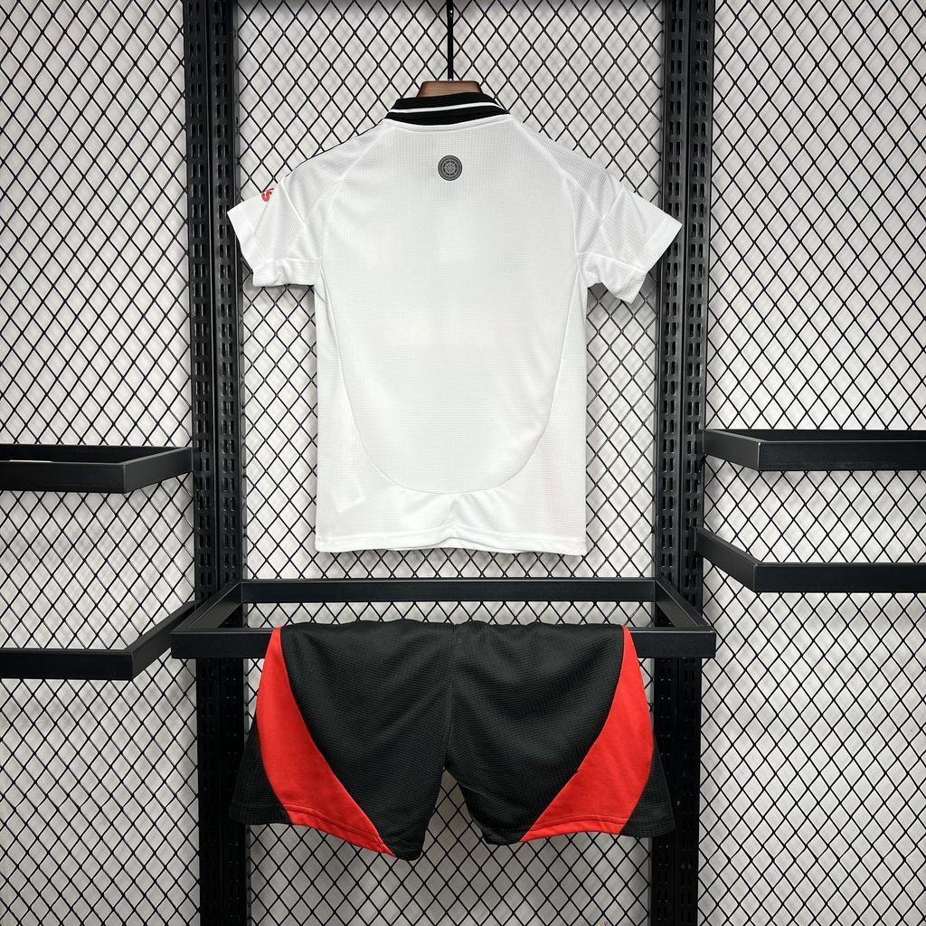 Fulham 2024-25 Home Kids Kit Fulham 2024-25 Home Kids Kit