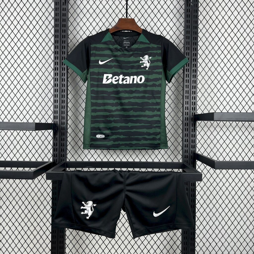 Kids Sporting CP 2025-26 Goalkeeper Kit