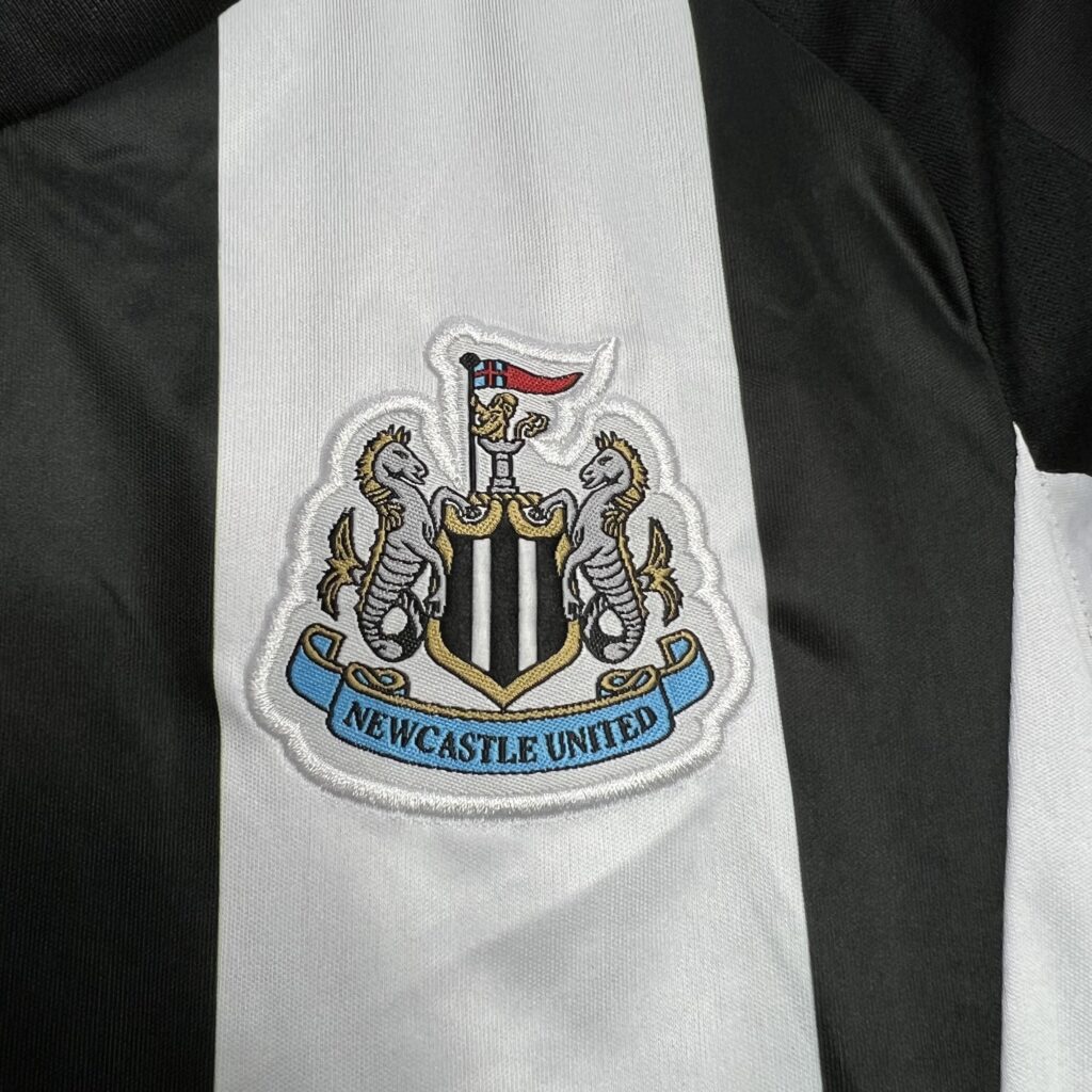 Newcastle United 2024-25 Home Kids Kit