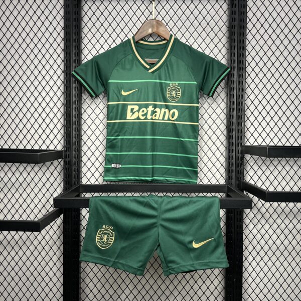 Sporting CP 2024-25 Away Kids Kit
