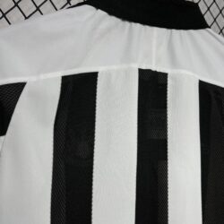 Newcastle United 2003-05 Home Long Sleeves Retro Jersey