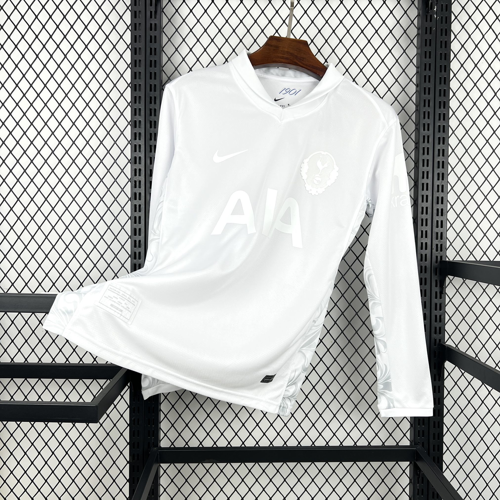 Tottenham Hotspur 2025-26 125th Anniversary Long Sleeve Jersey Tottenham Hotspur 2025-26 125th Anniversary Long Sleeve Jersey