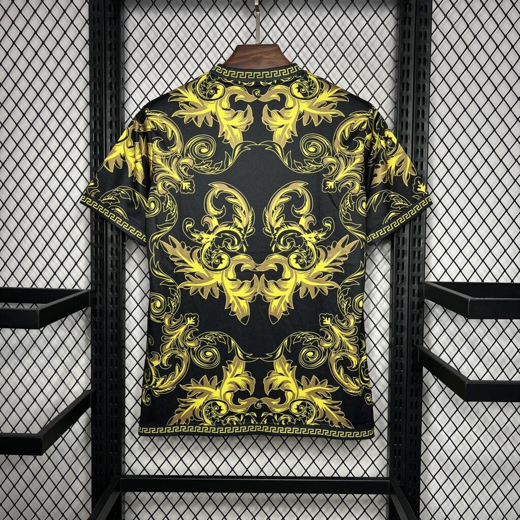 Italy 2022-23 Versace Co-Branded Edition Jersey-Gold