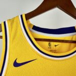 Los Angeles Lakers 2023-24 Icon Edition DONCIC#77