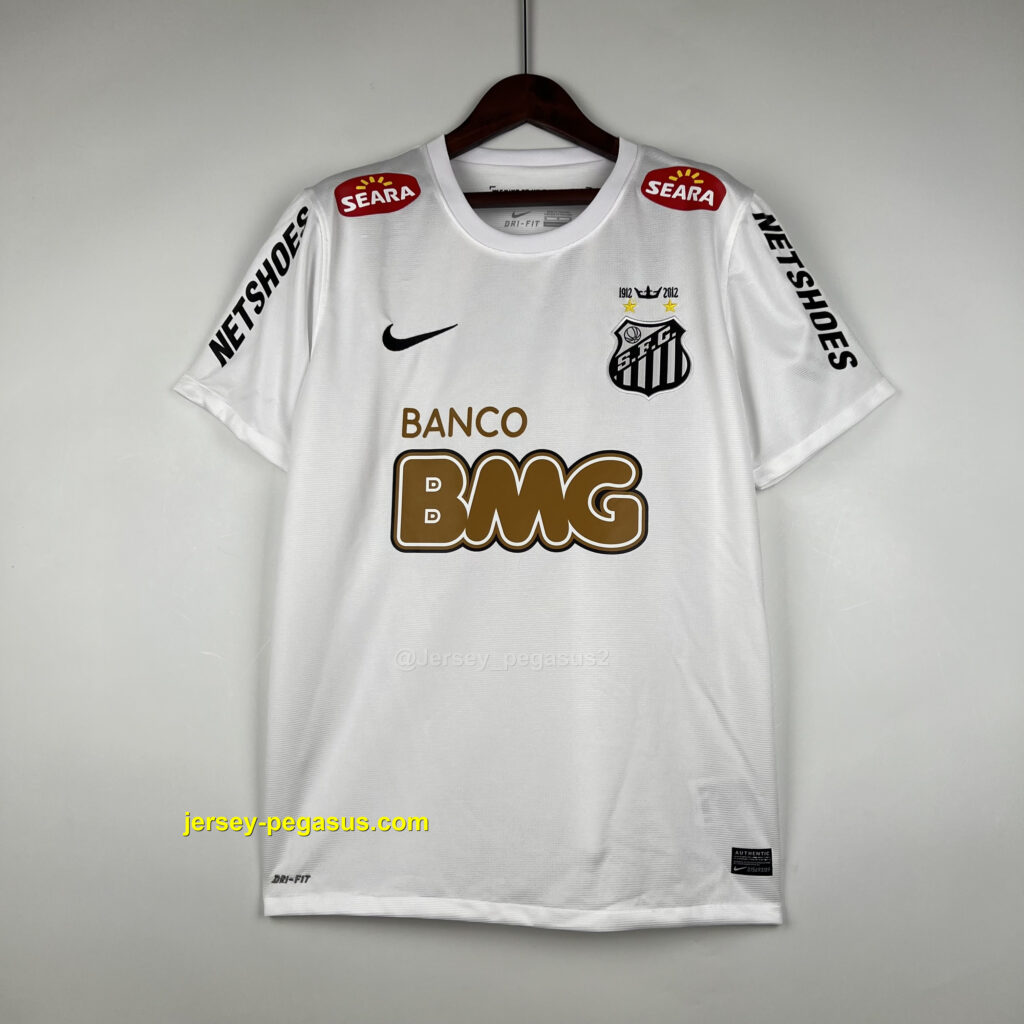 Retro Santos Home