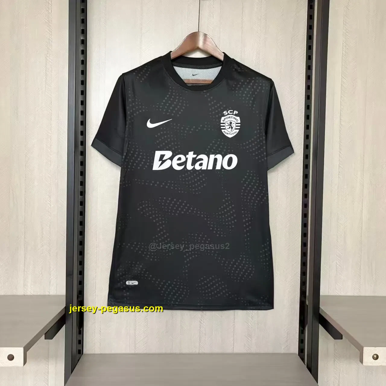 2025-26 Sporting Lisbon Black Jersey 2025-26 Sporting Lisbon Black Jersey