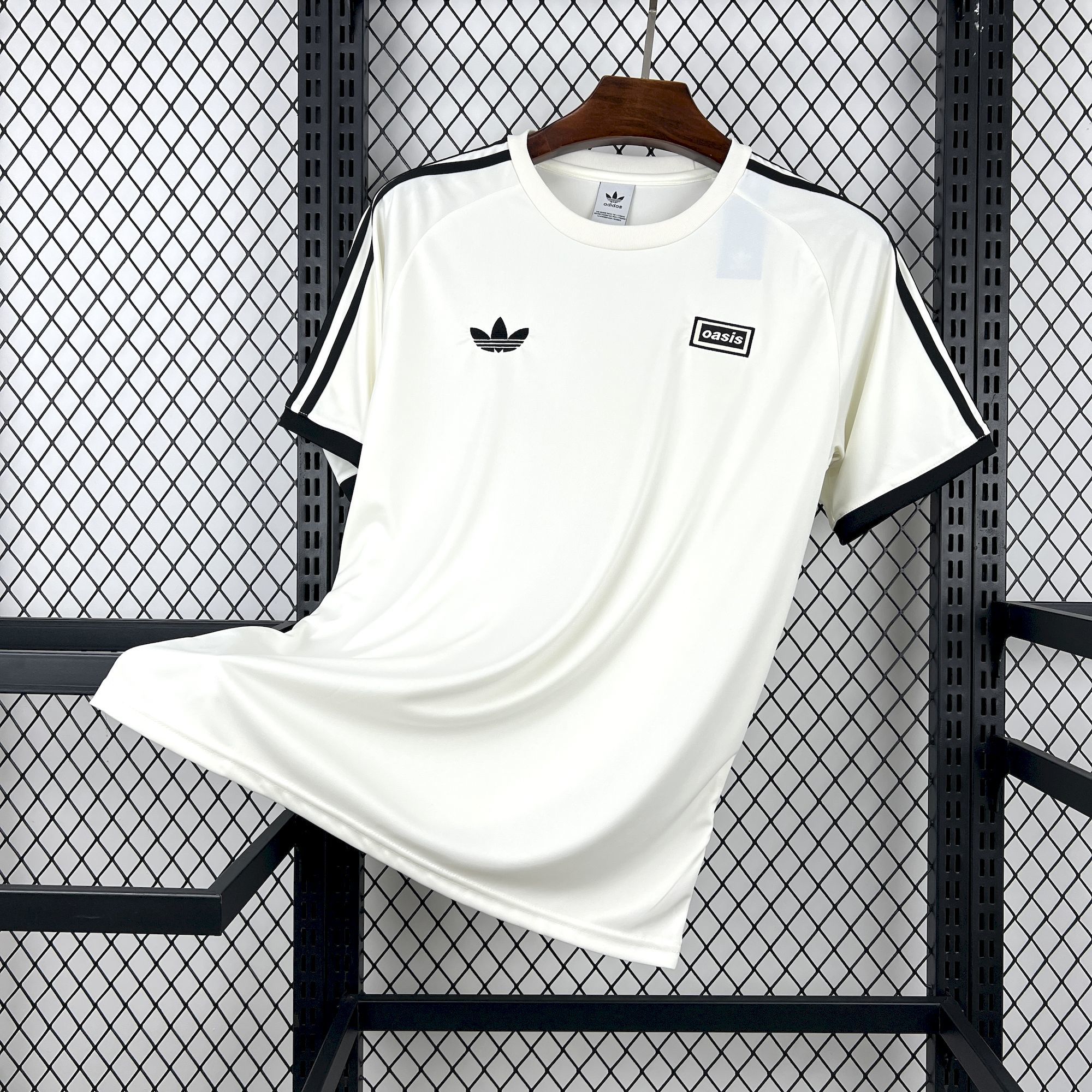 AD 2025-26 TOUR 3-STRIPES Jersey 1 AD 2025-26 TOUR 3-STRIPES Jersey 1