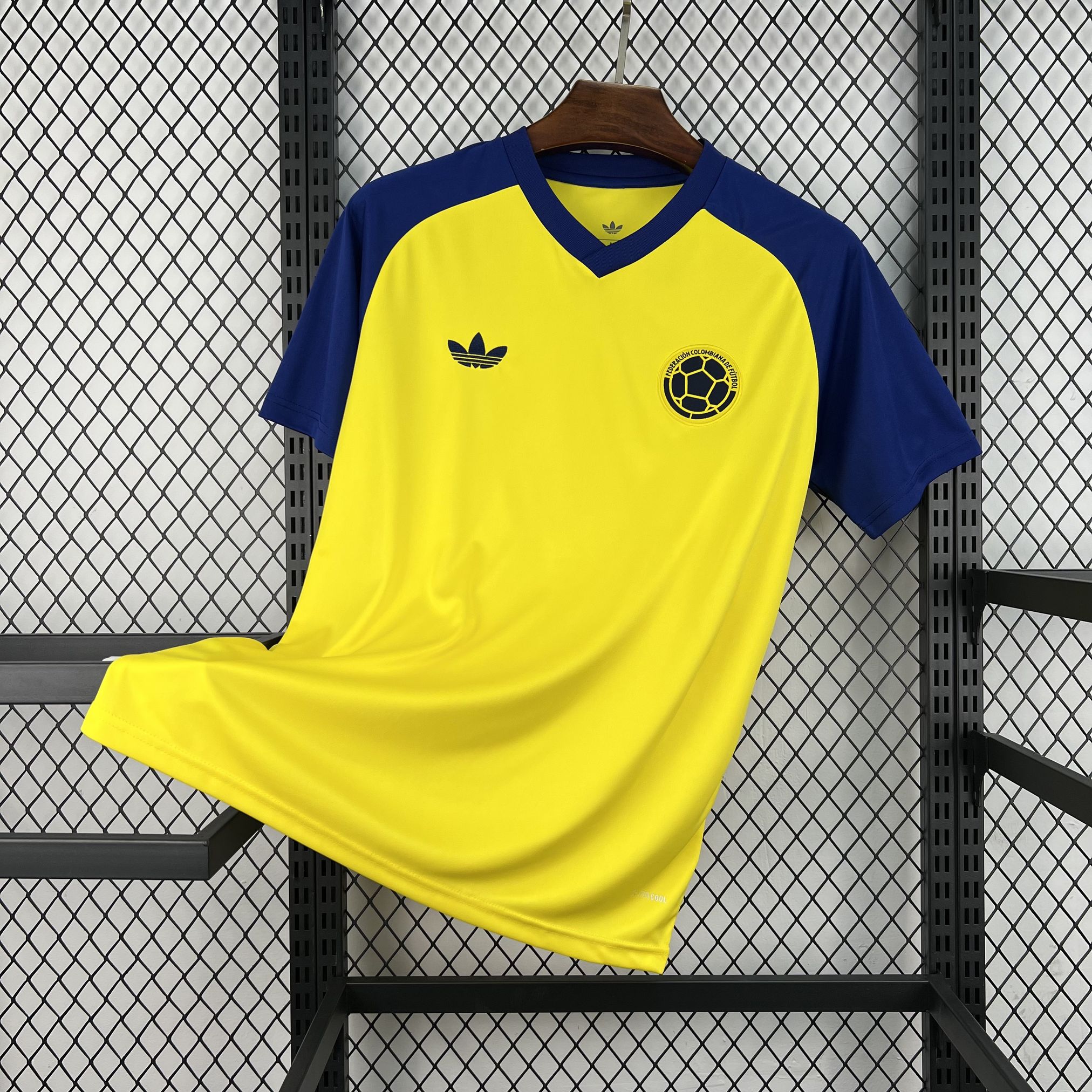 Colombia 2026 Away Pre-Match Jersey Colombia 2026 Away Pre-Match Jersey