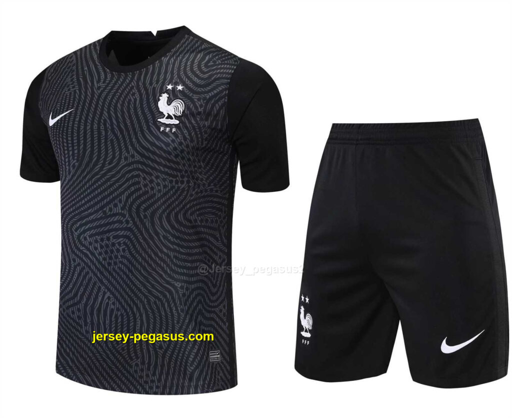 2021 France black goalkeeper