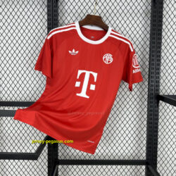 Bayern Munich Red Goalkeeper Shirt Soccer Uniform