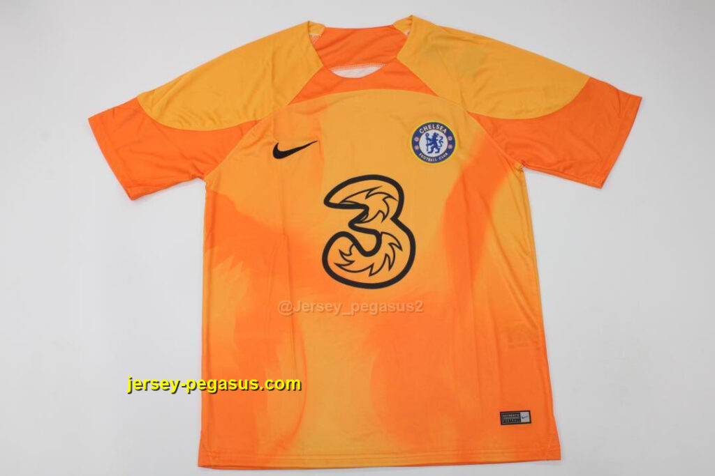 Chelsea orange goalkeeper