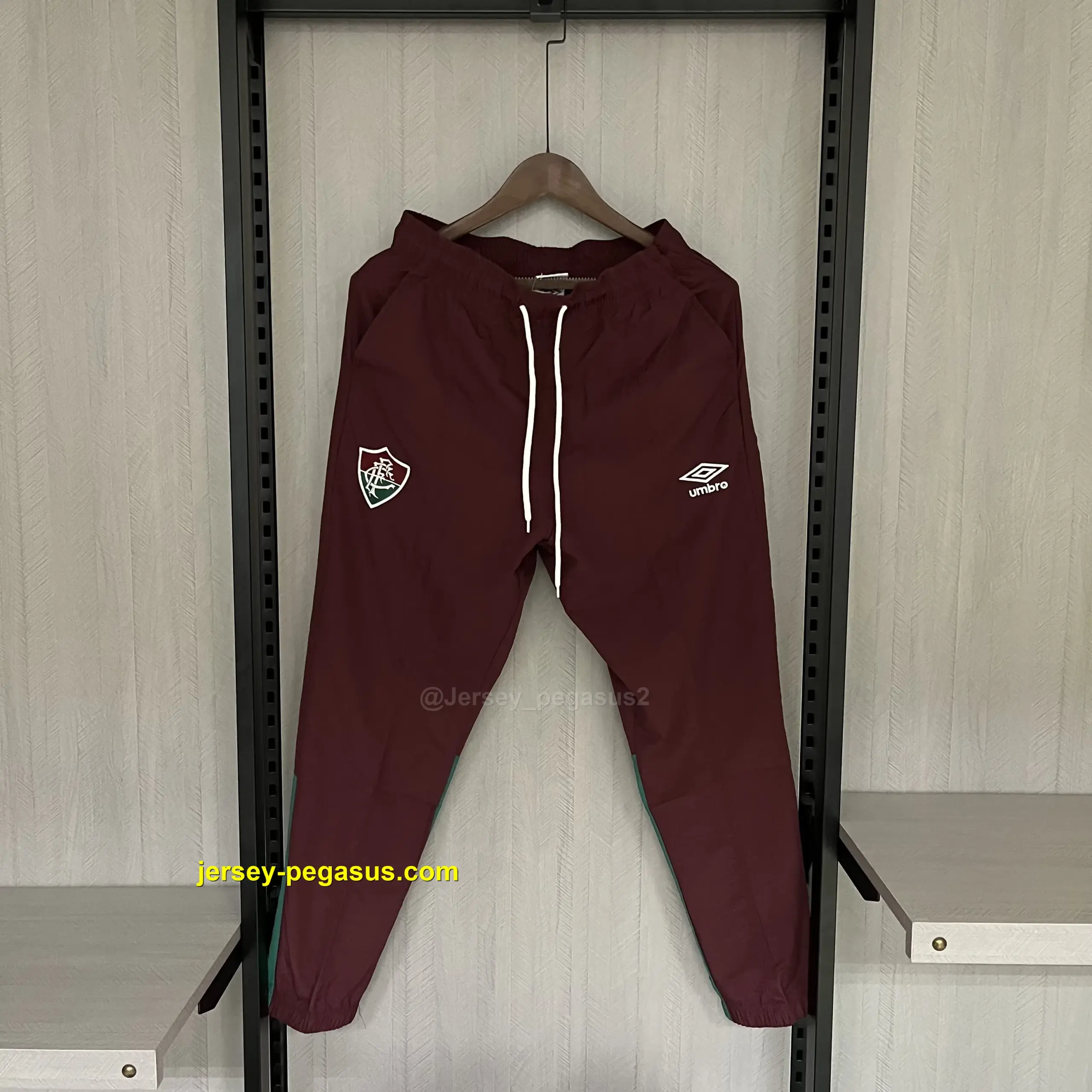Windbreaker Fluminense red pants Windbreaker Fluminense red pants