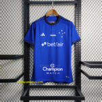 Cruzeir goalkeeper