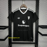 Manchester United Black Goalkeeper Kit