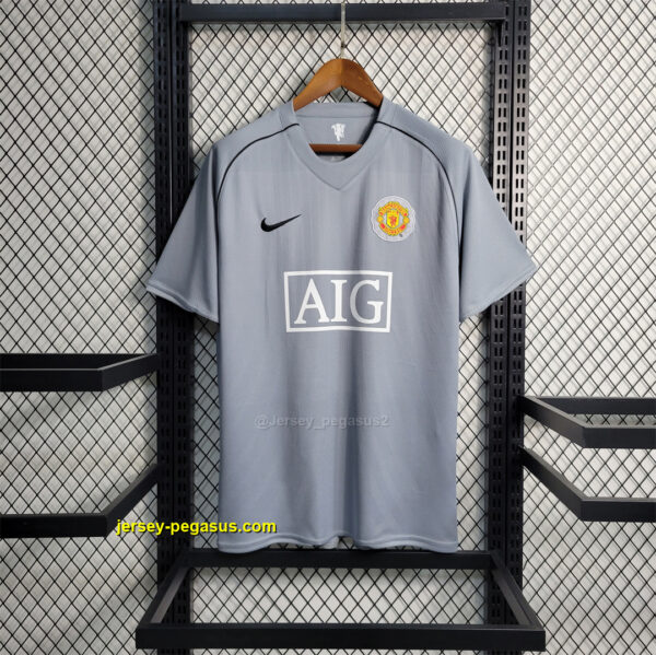 Manchester United gray goalkeeper Manchester United gray goalkeeper