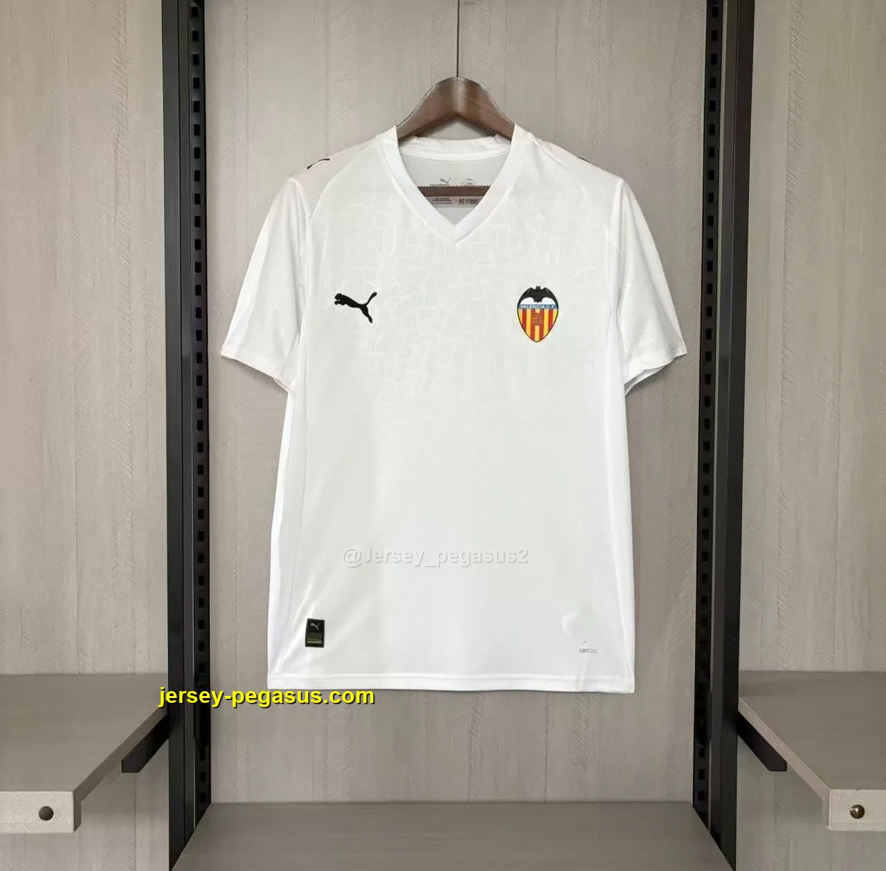 2025-26 Valencia Home Jersey 2025-26 Valencia Home Jersey