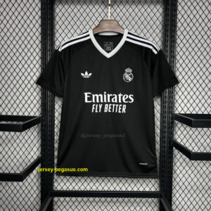 Real Madrid Black GoalKeeper Kit Soccer Uniforms Soccer