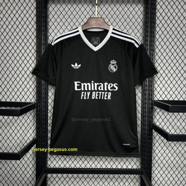 Real Madrid Black GoalKeeper Kit Soccer Uniforms Soccer