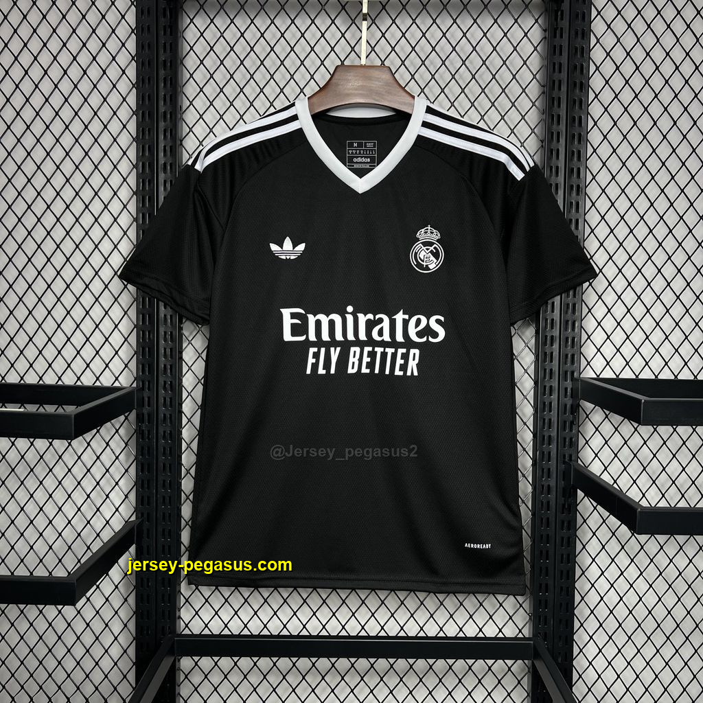 Real Madrid Black GoalKeeper Kit Soccer Uniforms Soccer