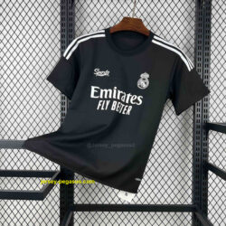 Real Madrid Third Black Goalkeeper Shirt Football Uniforms