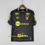 Recife sports black goalkeeper