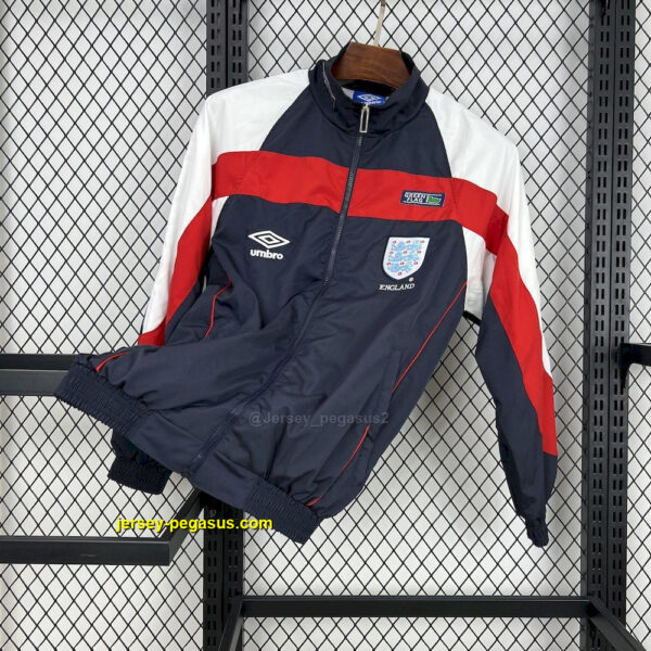 2024 England Classic Style Red Windbreaker Jacket
