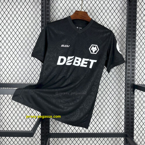 Wolves Black Goalkeeper Shirt Football Apparels Wolves Black Goalkeeper Shirt Football Apparels