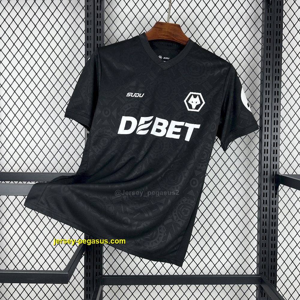Wolves Black Goalkeeper Shirt Football Apparels