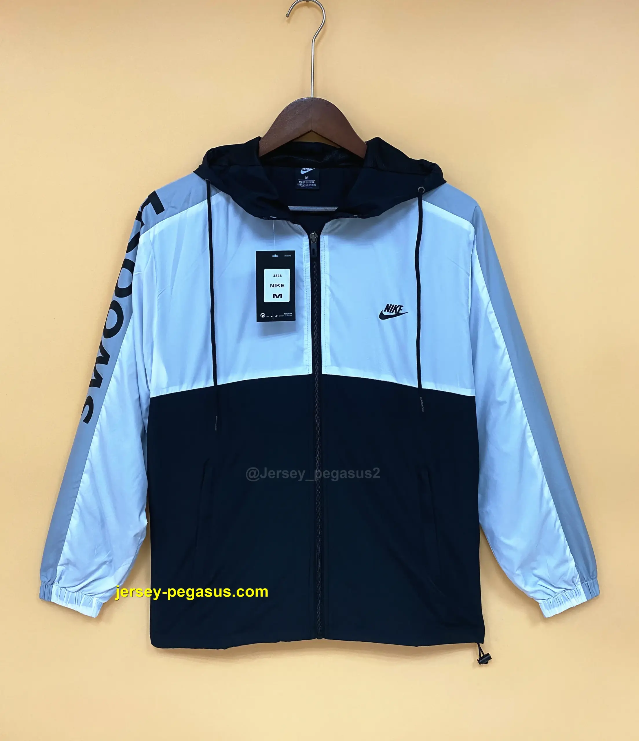 Windbreaker Nike Black & White Windbreaker Nike Black & White