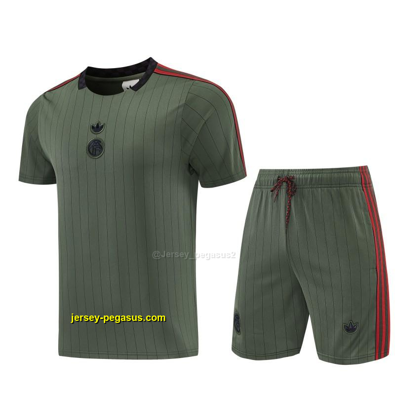 Bayern München Forest Green Pinstripe Short Sleeve+Soccer Shorts Bayern München Forest Green Pinstripe Short Sleeve+Soccer Shorts