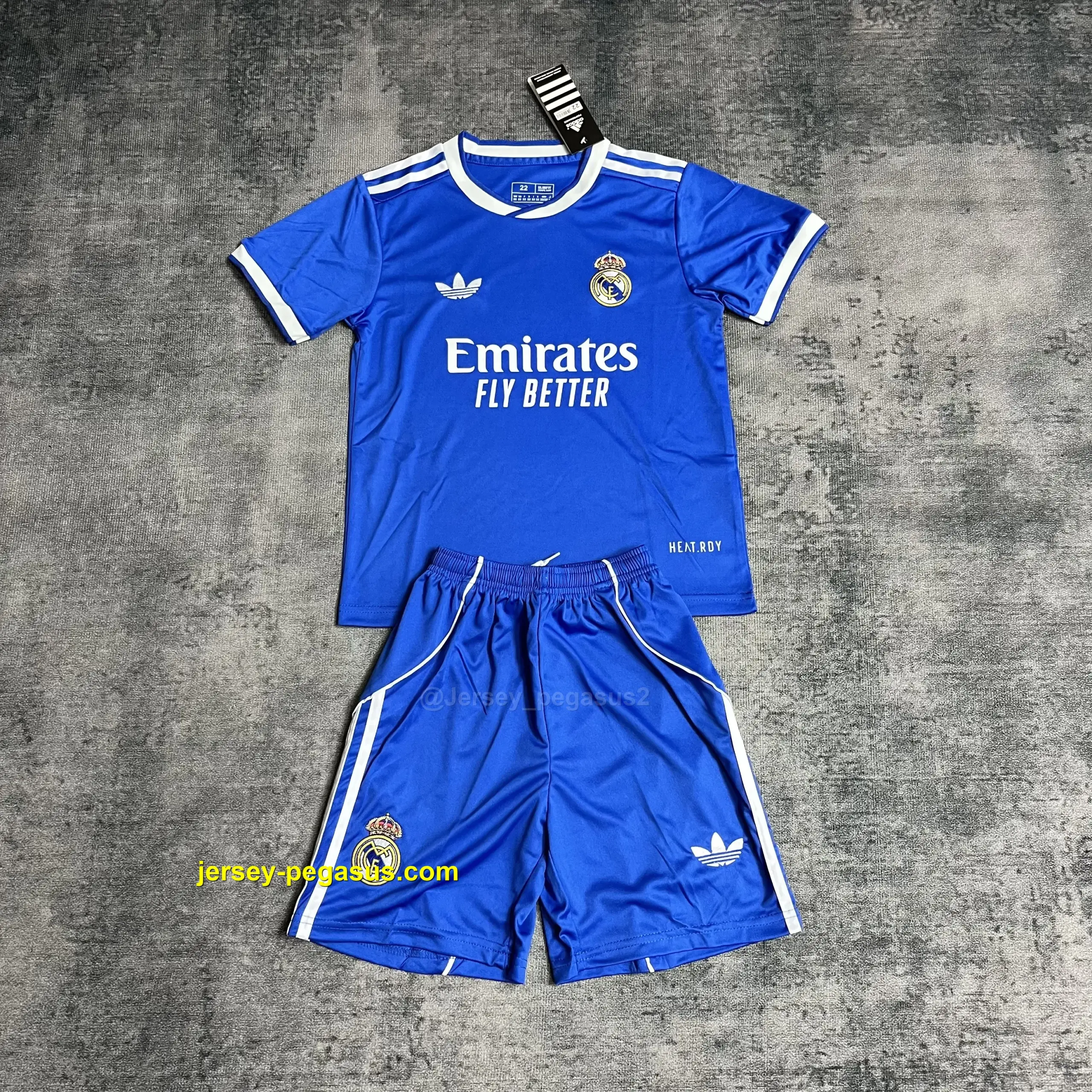 Children's clothing 2025-26 Real Madrid III jersey Children's clothing 2025-26 Real Madrid III jersey
