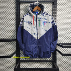 Windbreaker Italy