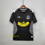 06 Colo-Colo away