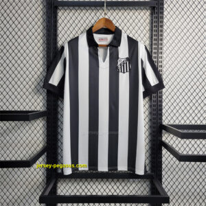 1958 Santos home
