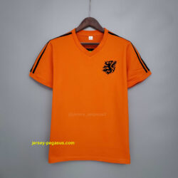 1974 Netherlands training suit orange