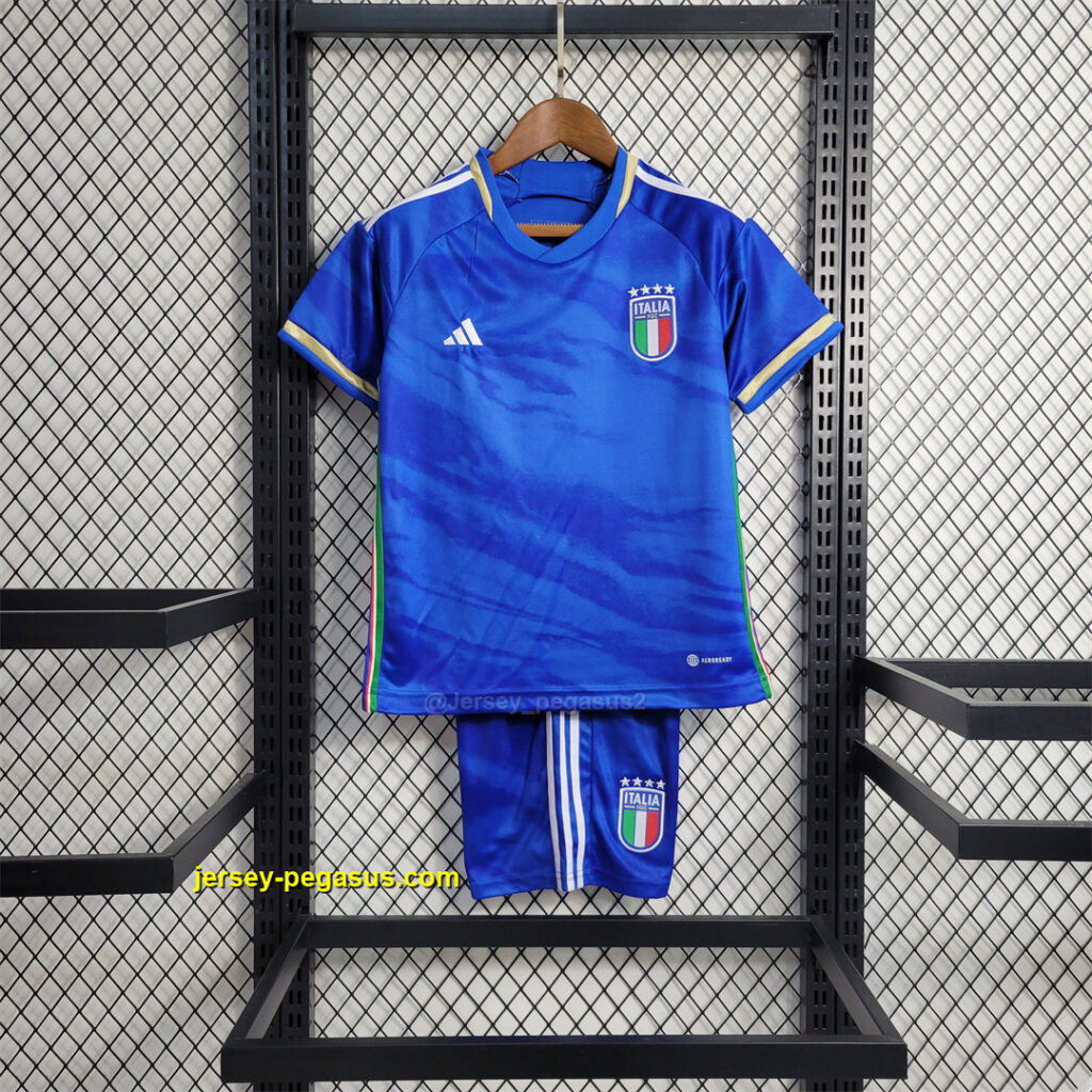 2023 Italy home kids kit