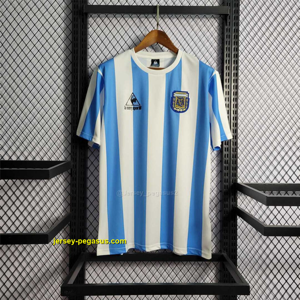 1986 Argentina home