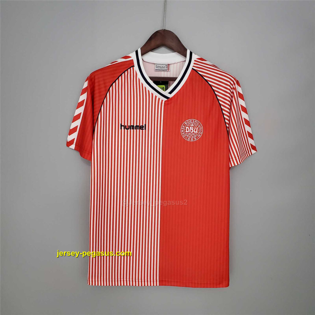 1986 Denmark home