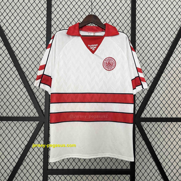 1988 Denmark Away Retro Kit Vintage Shirt 1988 Denmark Away Retro Kit Vintage Shirt