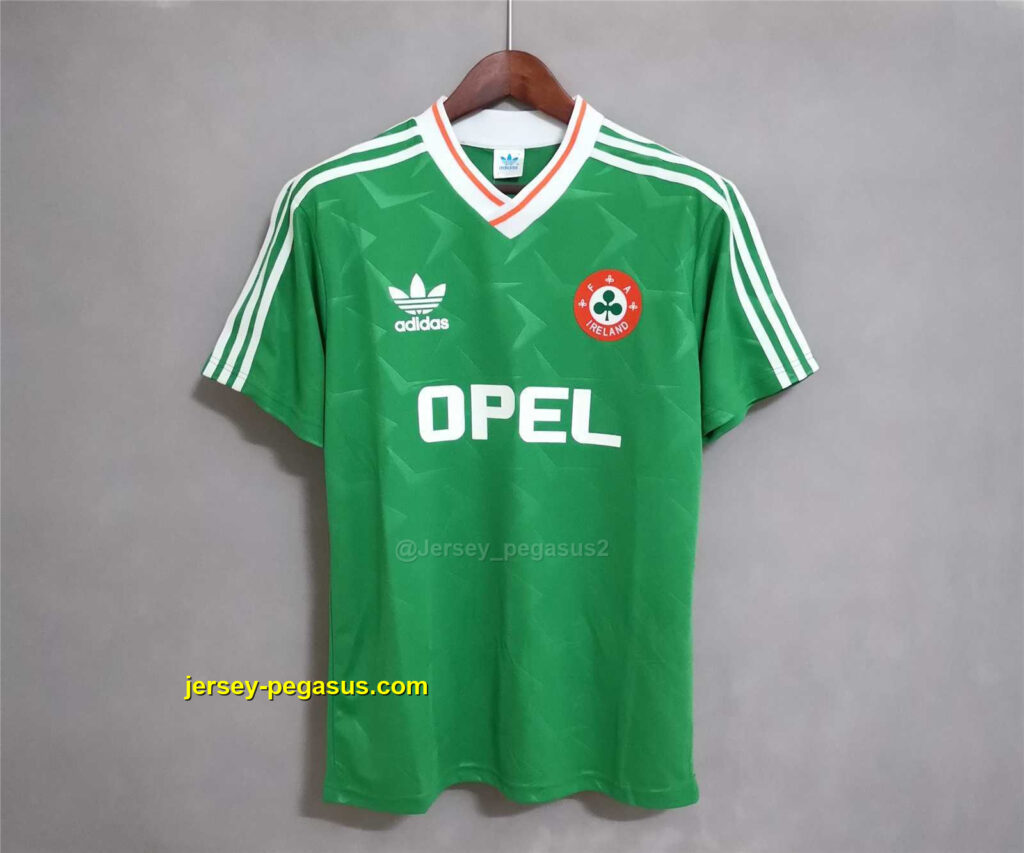 1990 ireland home