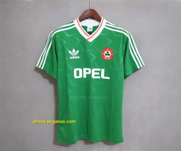 1990 ireland home