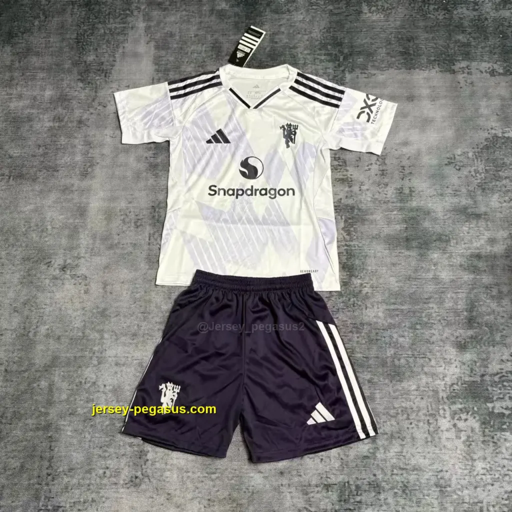 Kids 2025-26 M-U Away