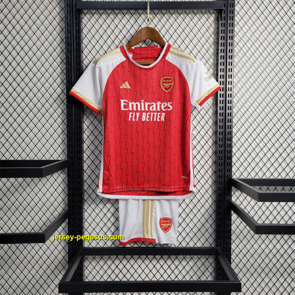 Arsenal home kids kit