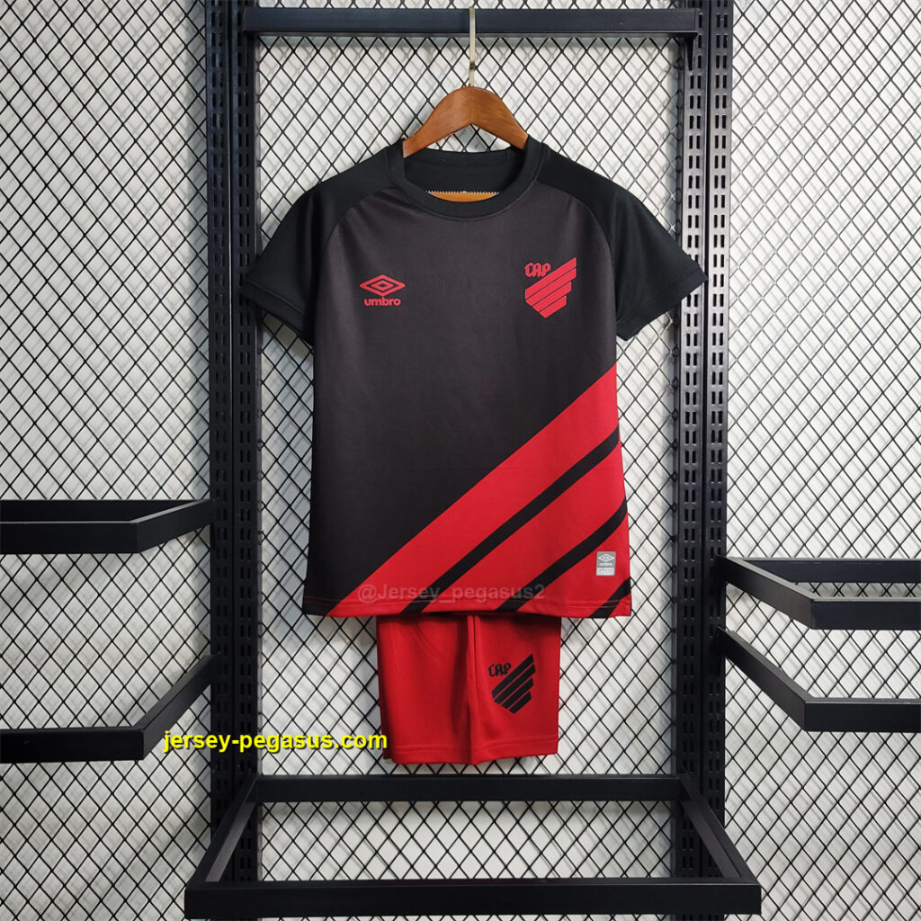 Athletico Paranaense away kids kit