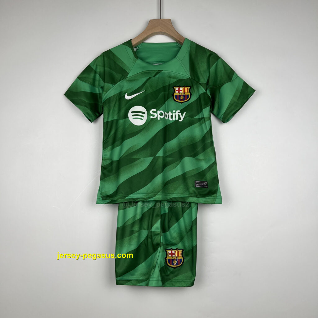 Barcelona Kids goalkeeper green