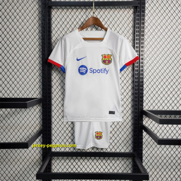 Barcelona away kids kit Barcelona away kids kit