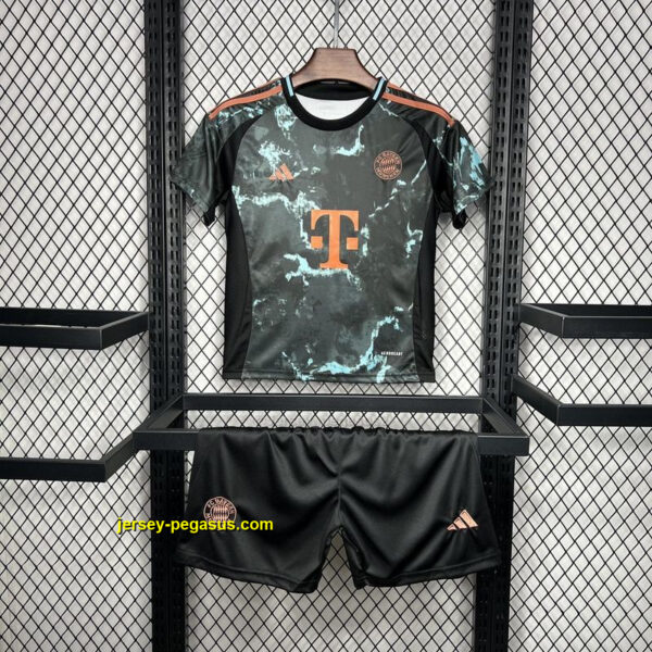 Bayern Munich Away Kid Kits Youth Apparels Football Bayern Munich Away Kid Kits Youth Apparels Football