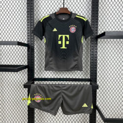 Bayern Munich Black Goalkeeper Kid Kits Youth Apparels